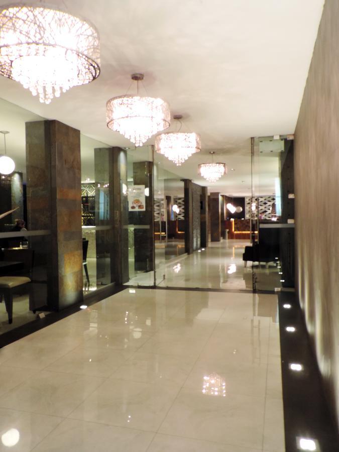Hotel Senorial Platino León Buitenkant foto