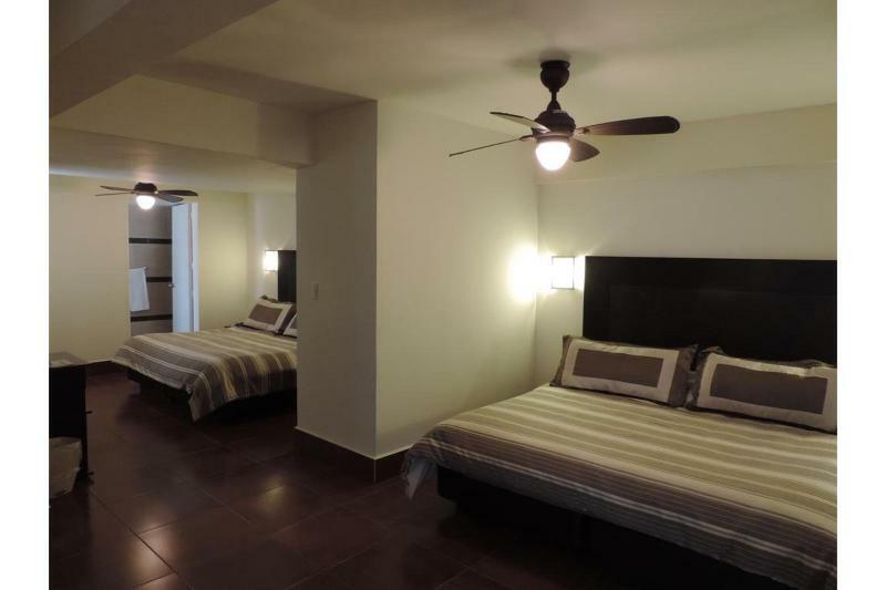 Hotel Senorial Platino León Buitenkant foto