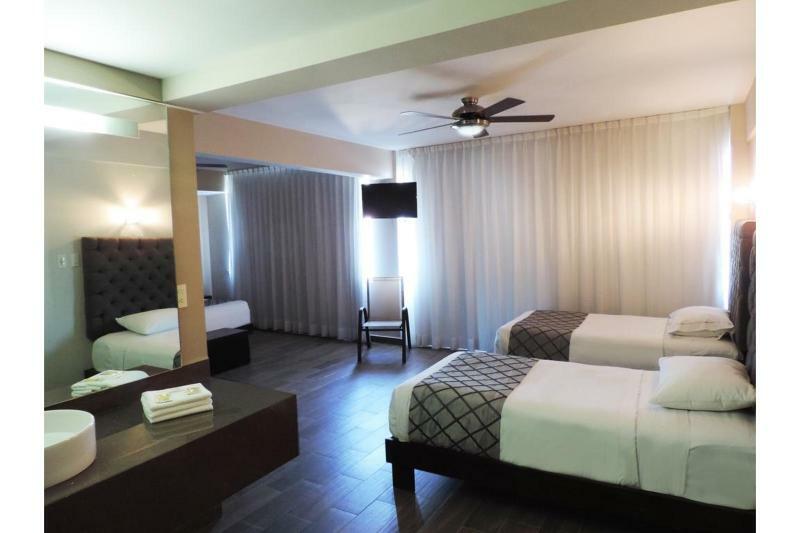 Hotel Senorial Platino León Buitenkant foto