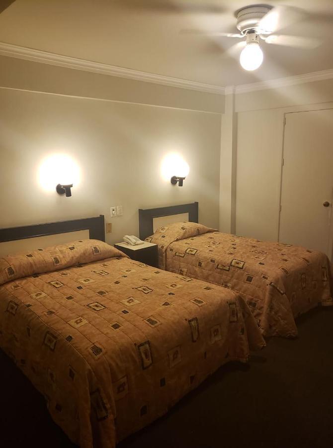 Hotel Senorial Platino León Buitenkant foto